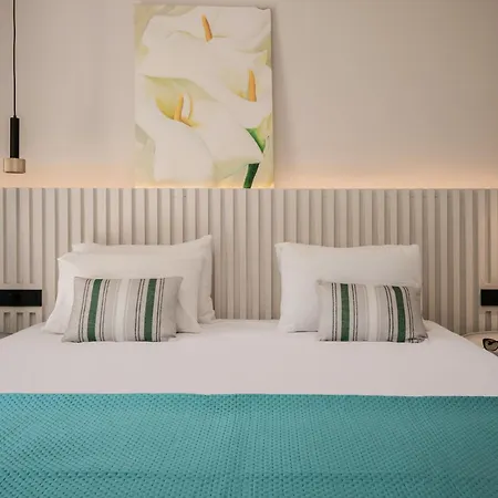 Nikos&maria Ii Laganas